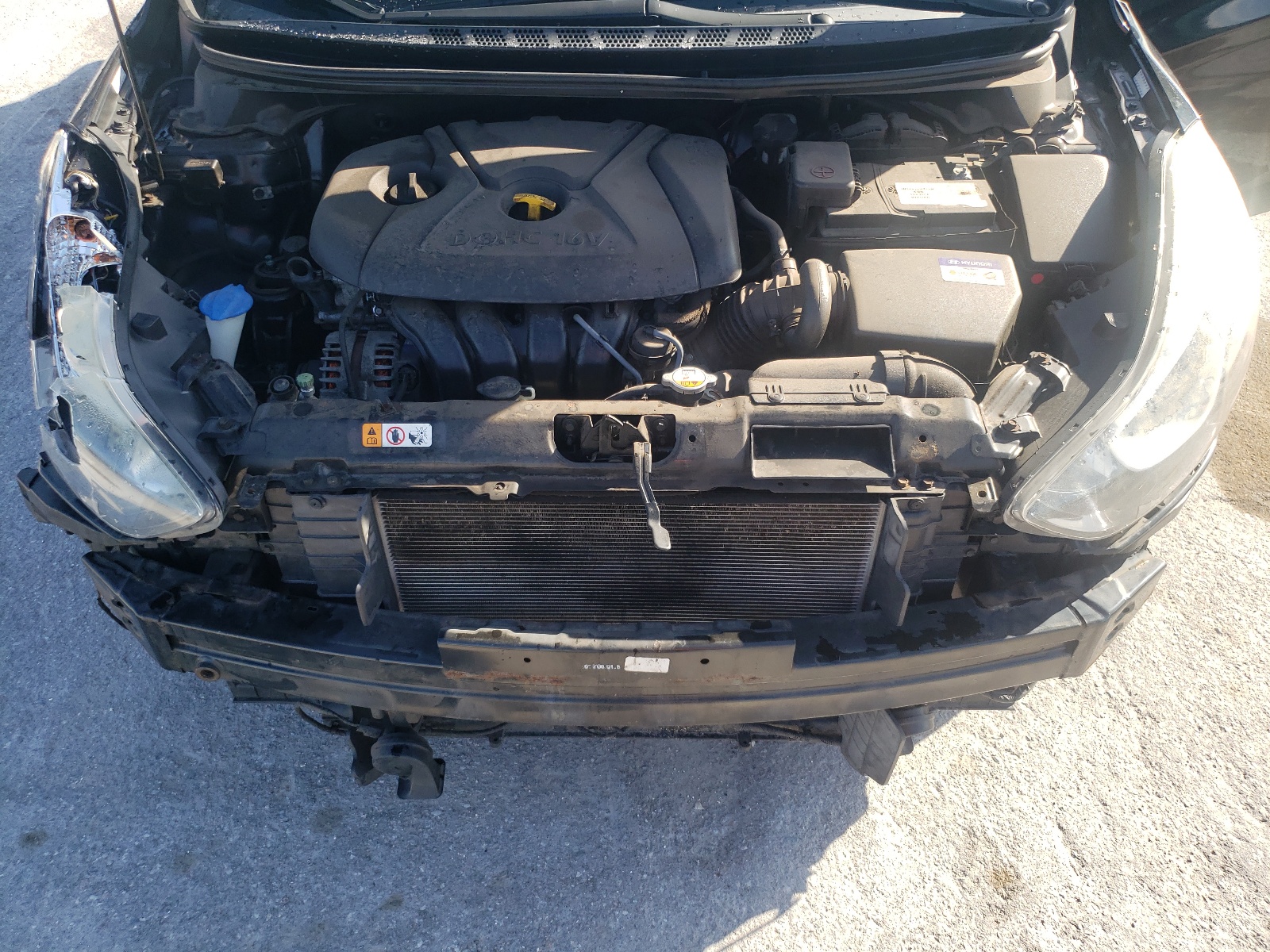 KMHDH4AE3GU635286 2016 Hyundai Elantra Se