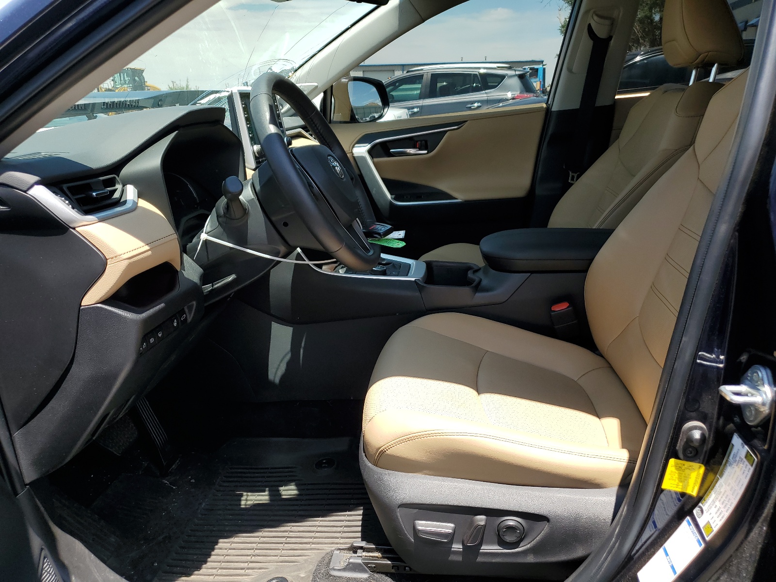 4T3D6RFV3NU084082 2022 Toyota Rav4 Limited