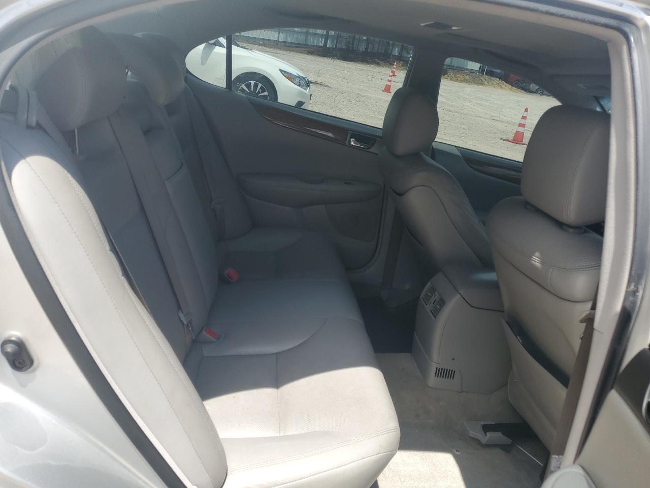 2005 Lexus Es 330 VIN: JTHBA30G755105115 Lot: 63863334