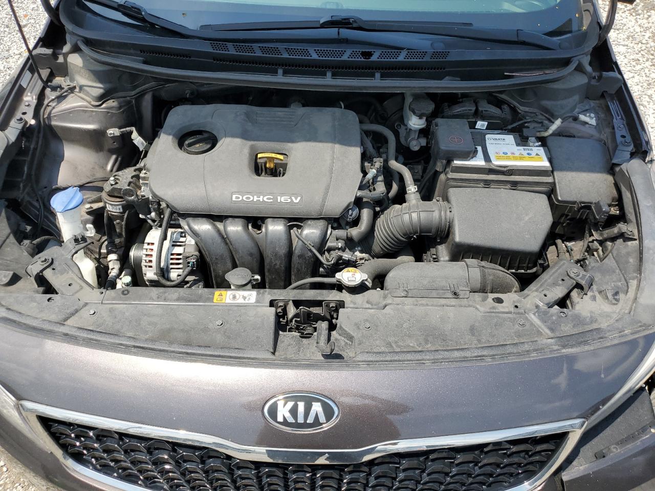 3KPFK4A77JE177662 2018 Kia Forte Lx