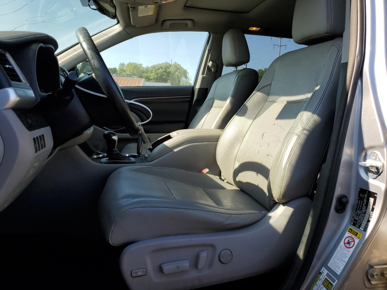 2015 Toyota Highlander Limited VIN: 5TDDKRFH3FS214533 Lot: 63625194