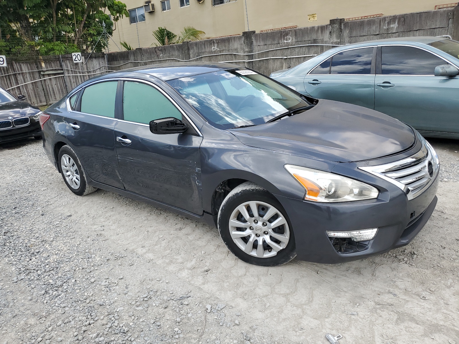 2013 Nissan Altima 2.5 vin: 1N4AL3AP1DC187591