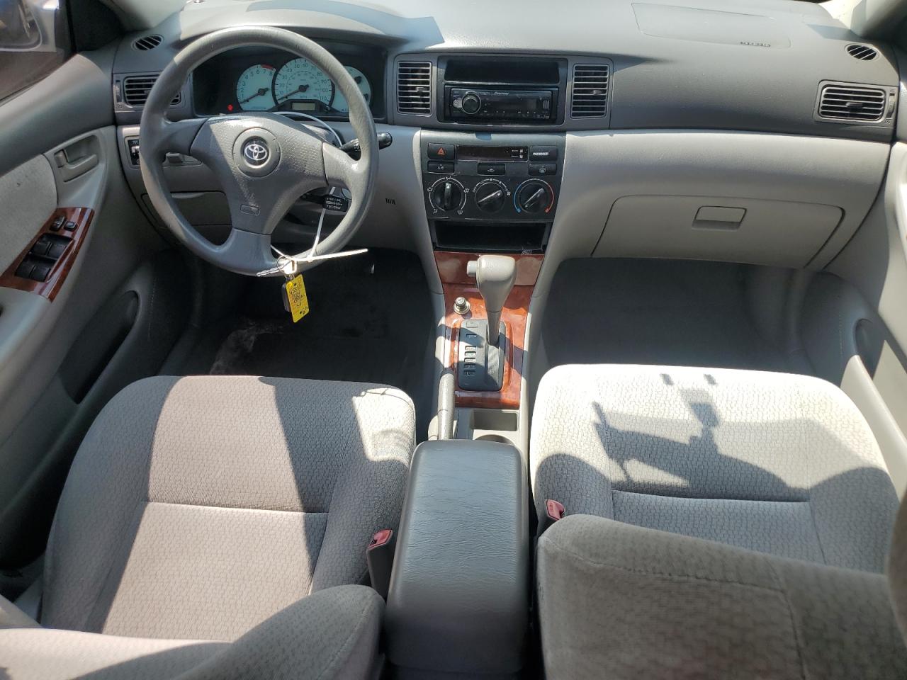 2004 Toyota Corolla Ce VIN: 2T1BR32E44C281515 Lot: 64083464