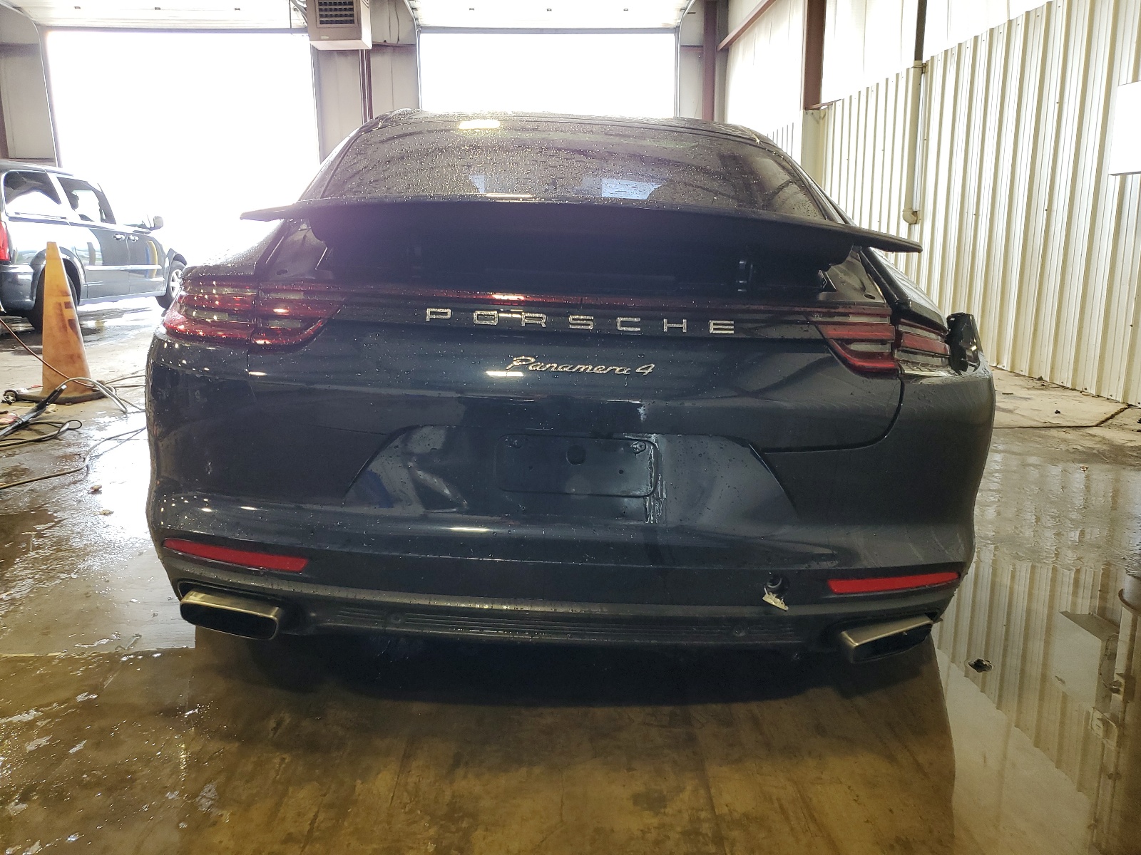 2020 Porsche Panamera Base vin: WP0AA2A75LL103443