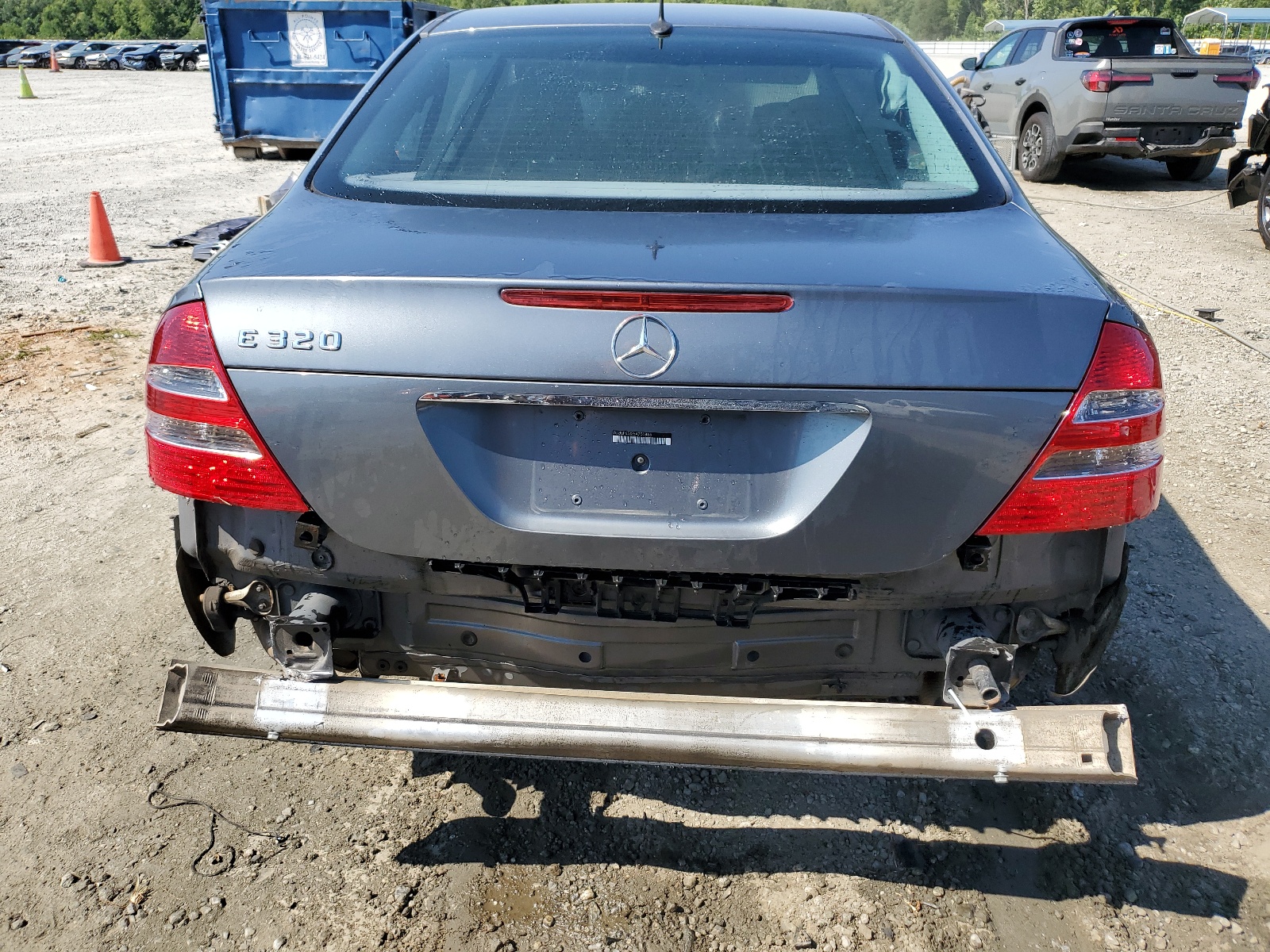 WDBUF65J25A700865 2005 Mercedes-Benz E 320