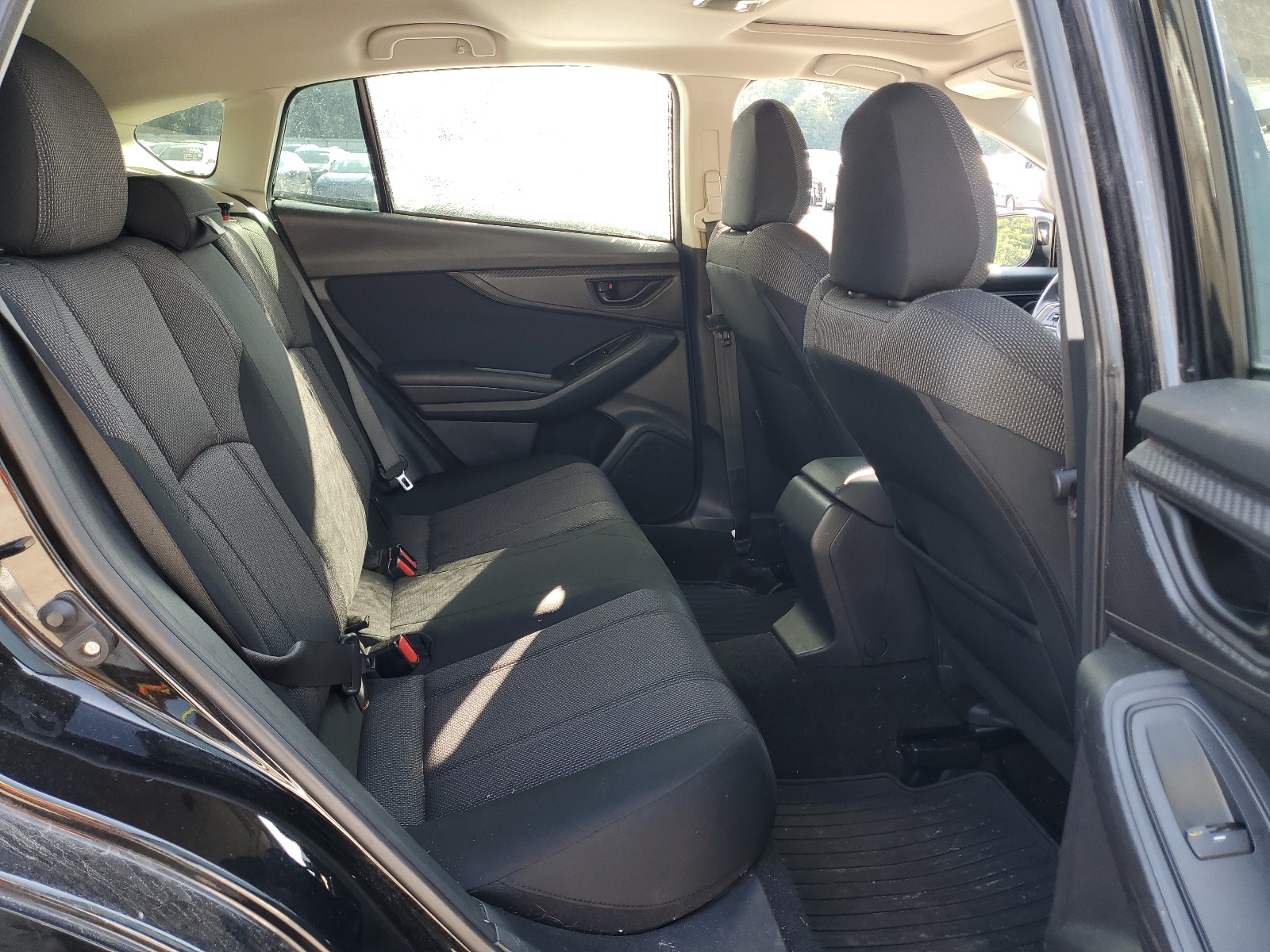 4S3GTAD67J3700768 2018 Subaru Impreza Premium Plus