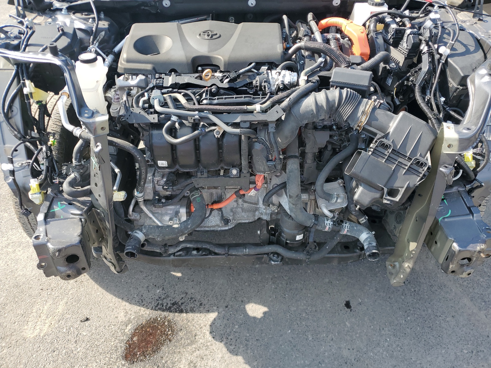 2T3RWRFV9NW133095 2022 Toyota Rav4 Xle