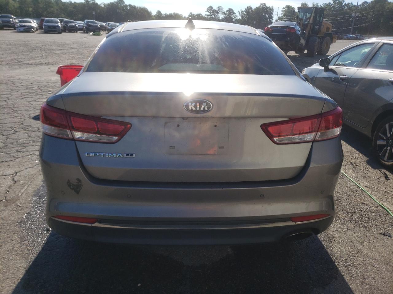 2018 Kia Optima Lx VIN: 5XXGT4L34JG225590 Lot: 62457324