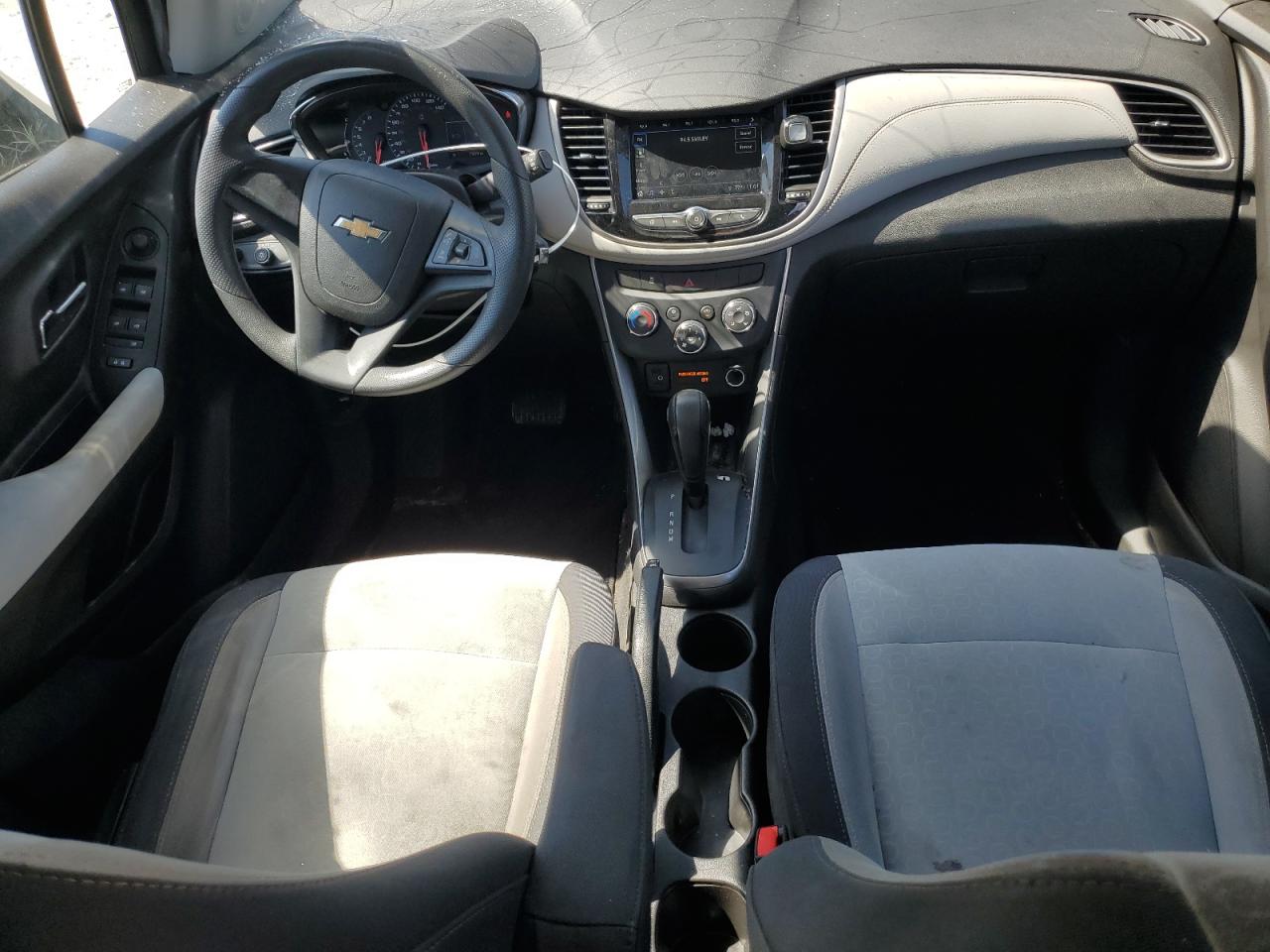 2018 Chevrolet Trax Ls VIN: 3GNCJKSBXJL235361 Lot: 63726214