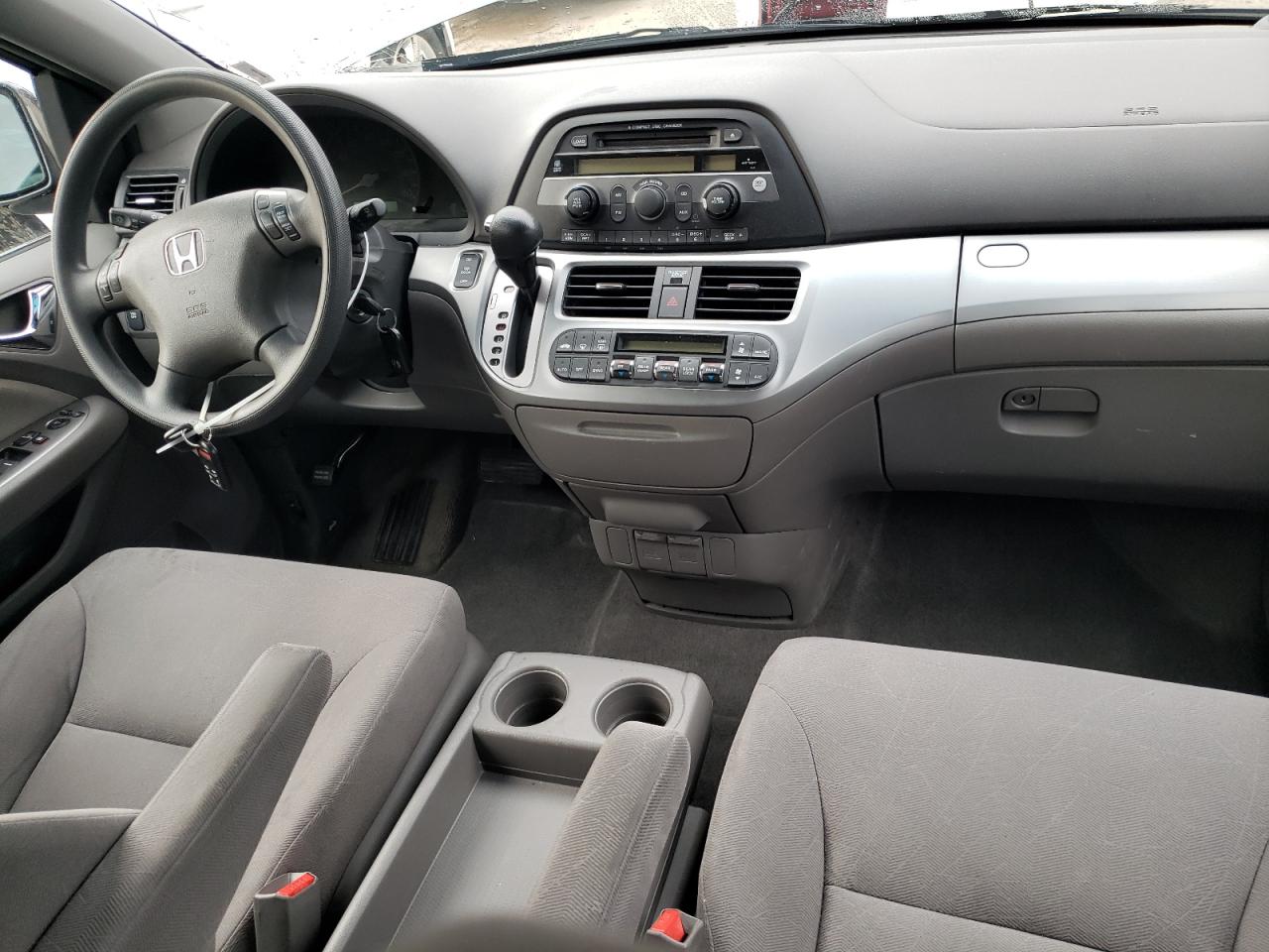 2010 Honda Odyssey - Image 8