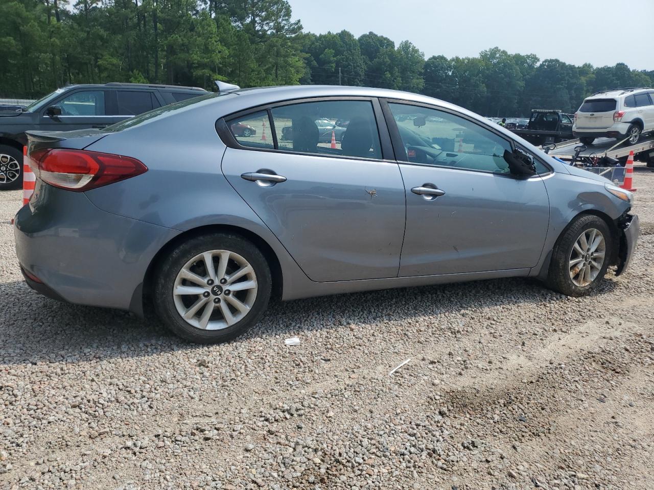 2017 Kia Forte Lx VIN: 3KPFL4A7XHE010266 Lot: 63385414