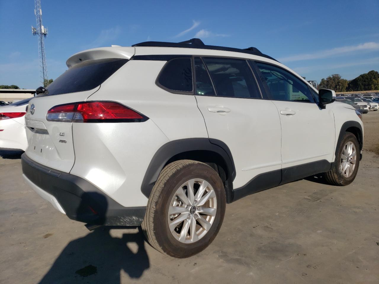 2023 Toyota Corolla Cross Le VIN: 7MUBAABGXPV067871 Lot: 64325634