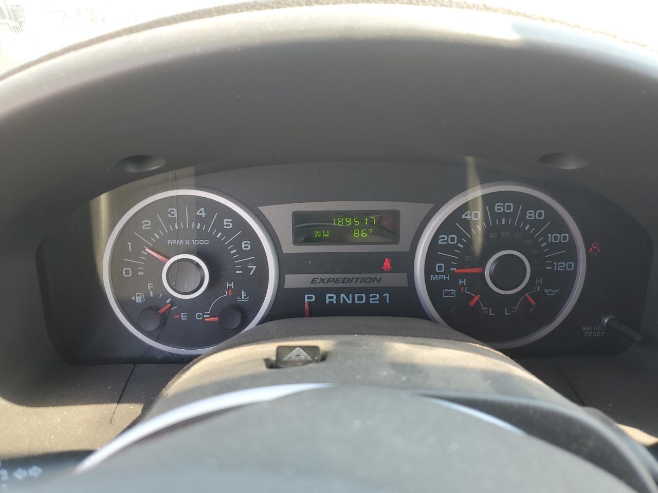 2005 Ford Expedition Xlt VIN: 1FMPU165X5LA34086 Lot: 61574234