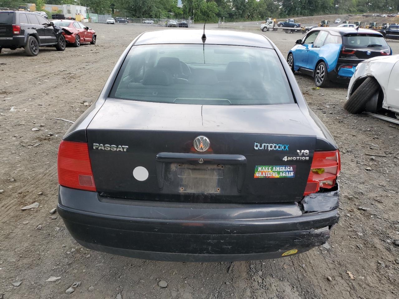 2000 Volkswagen Passat Glx 4Motion VIN: WVWUH23B1YE318484 Lot: 64094344