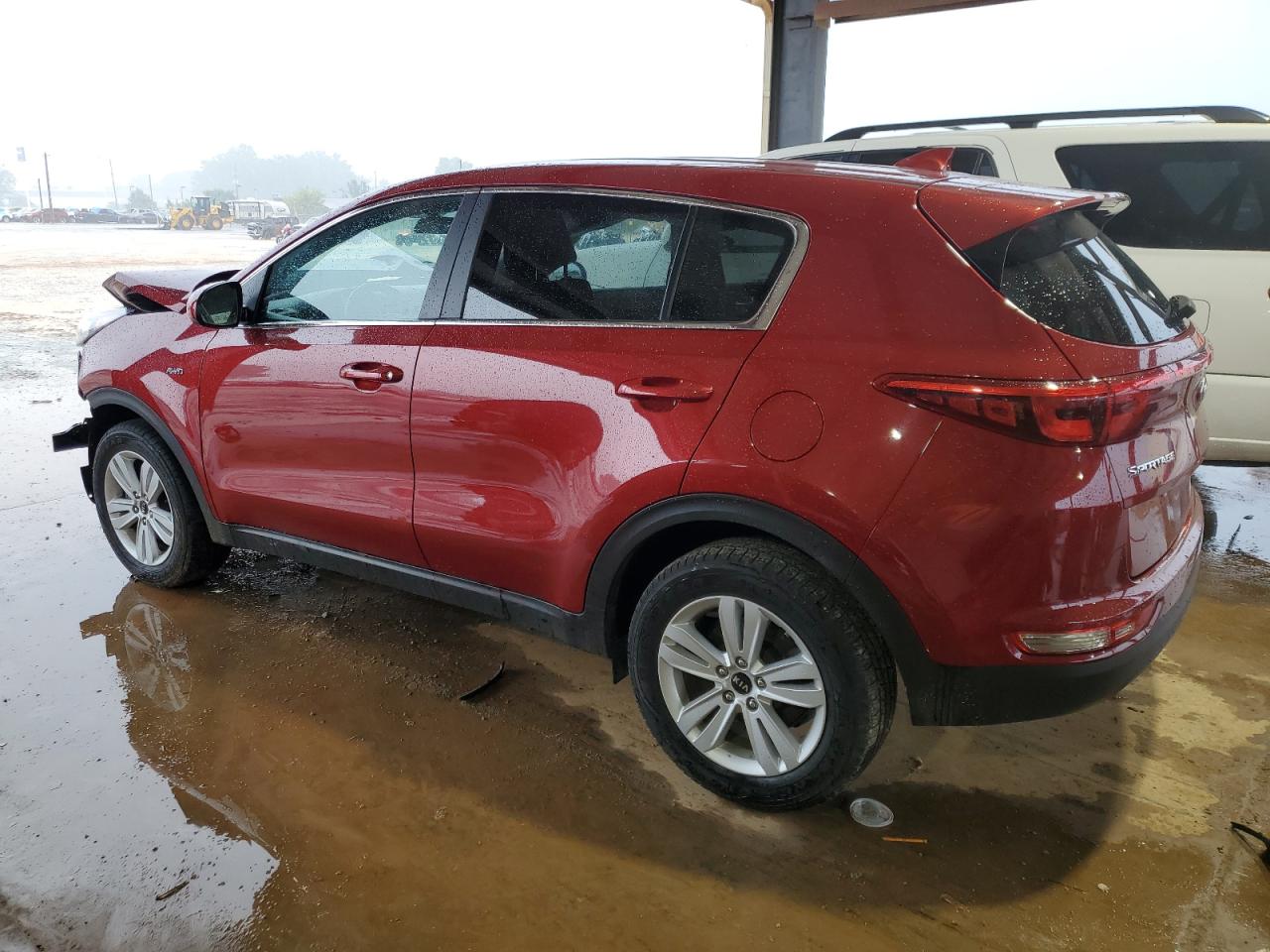 KNDPMCACXJ7312073 2018 KIA SPORTAGE - Image 2