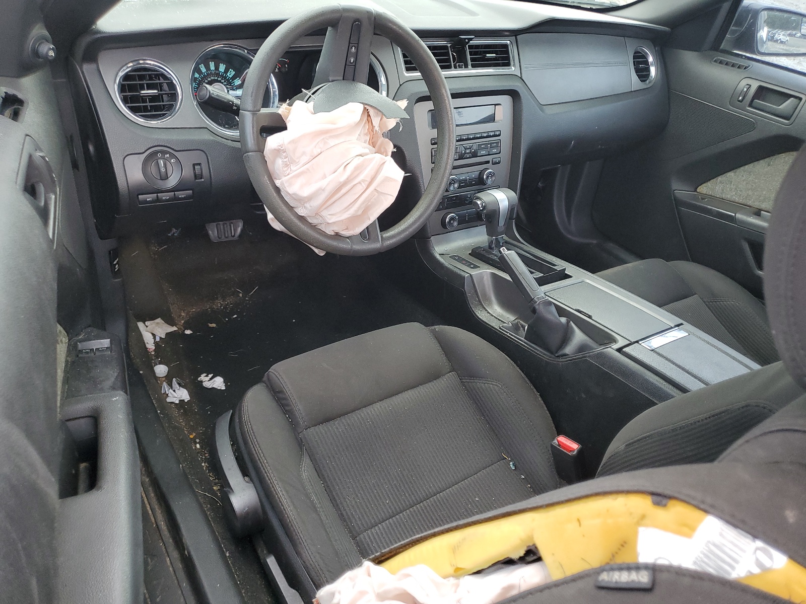 1ZVBP8AM8C5250949 2012 Ford Mustang