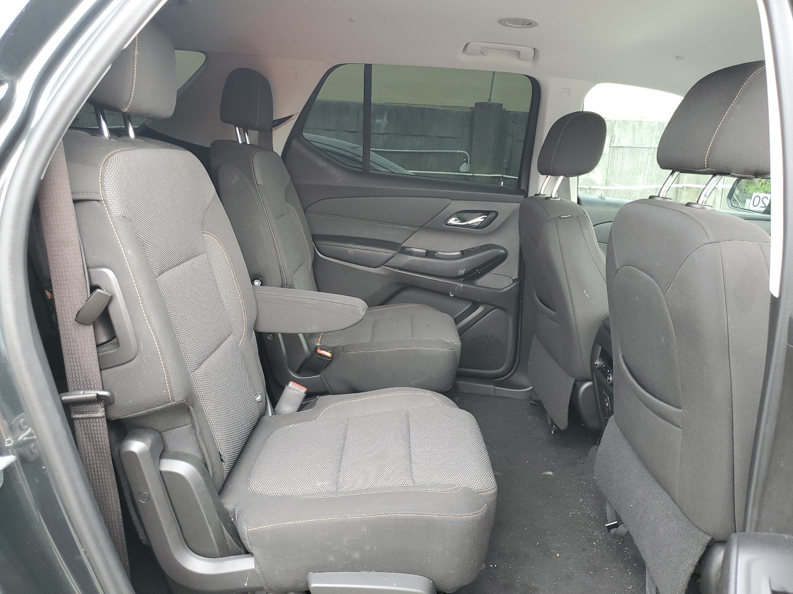 1GNERGKW2MJ128334 2021 Chevrolet Traverse Lt