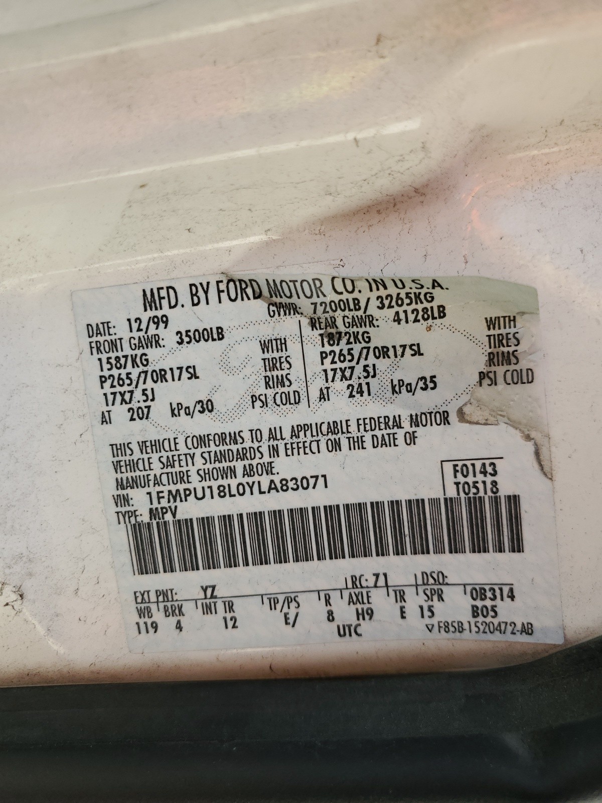 1FMPU18L0YLA83071 2000 Ford Expedition Eddie Bauer