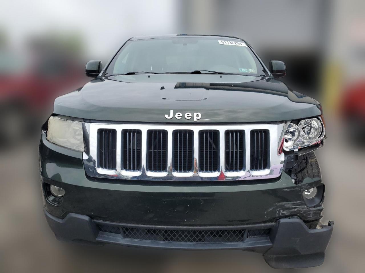 2011 Jeep Grand Cherokee - Image 5