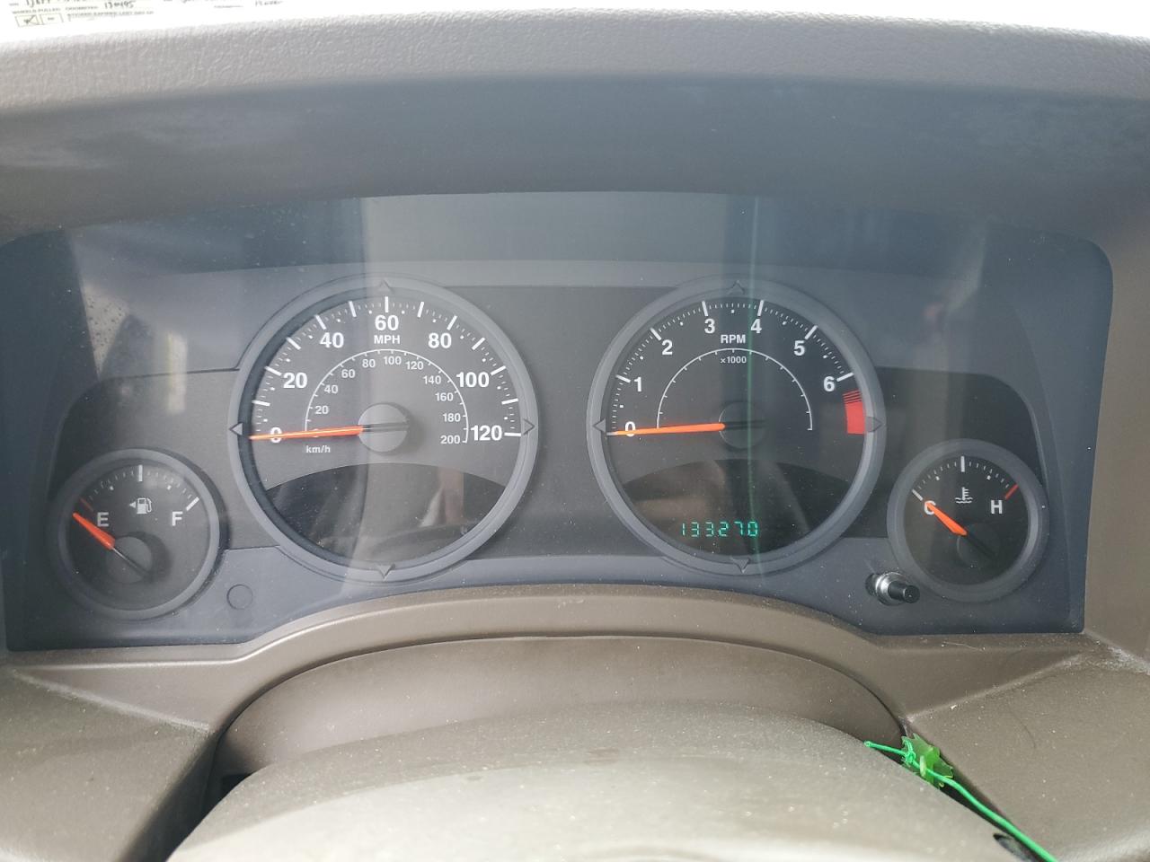 2008 Jeep Compass Sport VIN: 1J8FF47W18D704439 Lot: 62477804