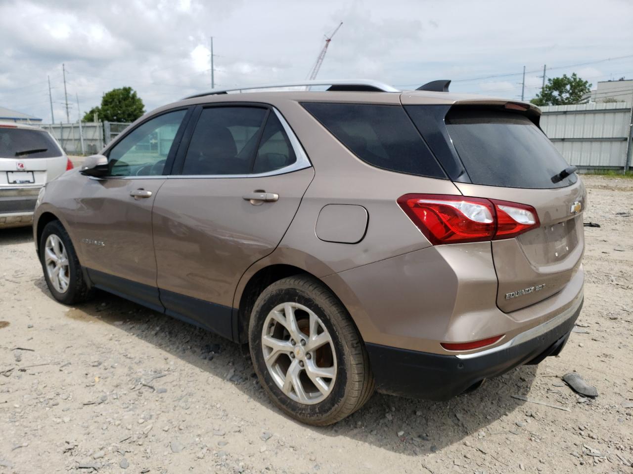 2GNAXKEX7J6160863 2018 CHEVROLET EQUINOX - Image 2