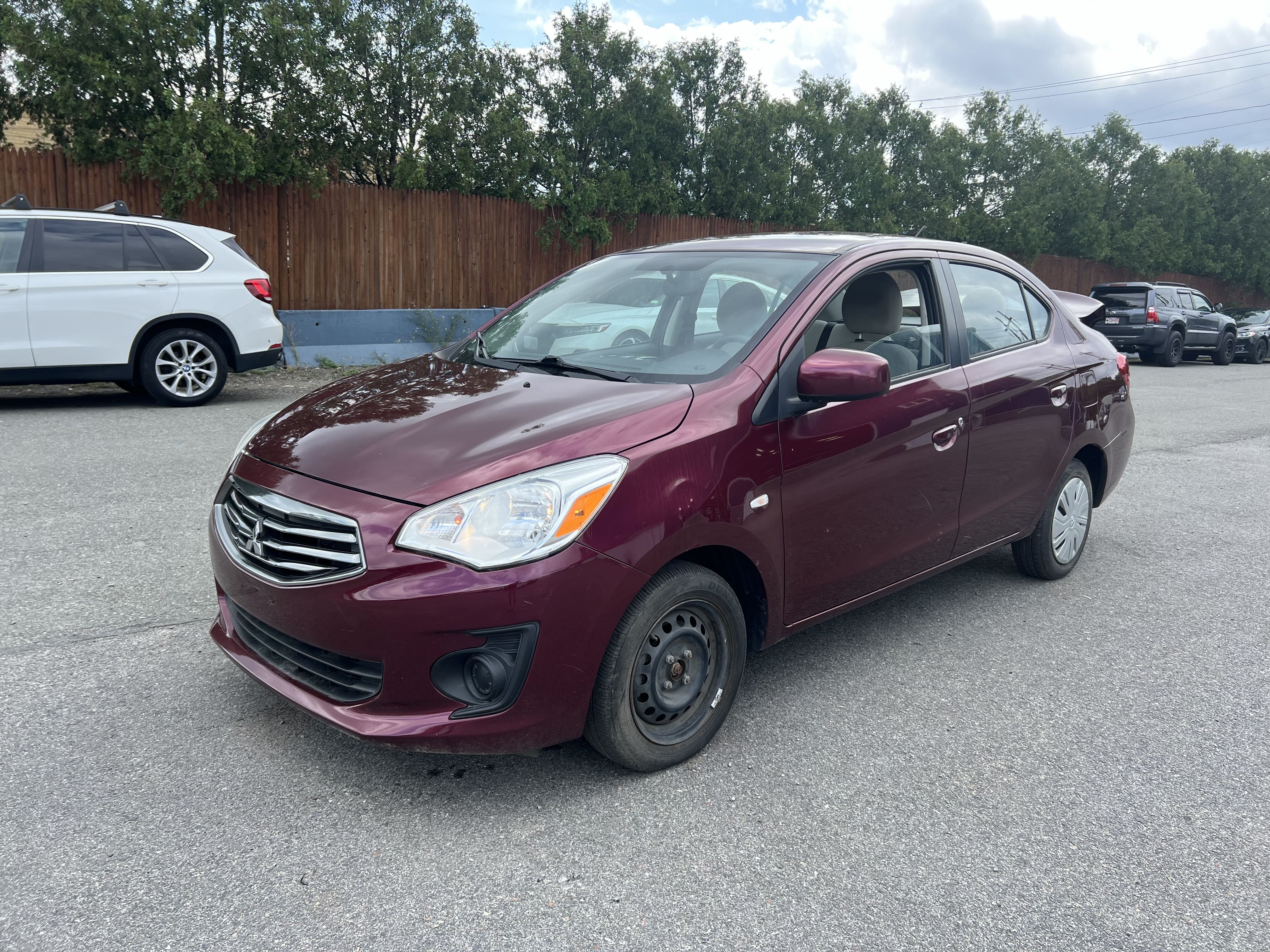 2018 Mitsubishi Mirage G4 Es vin: ML32F3FJ6JHF04229