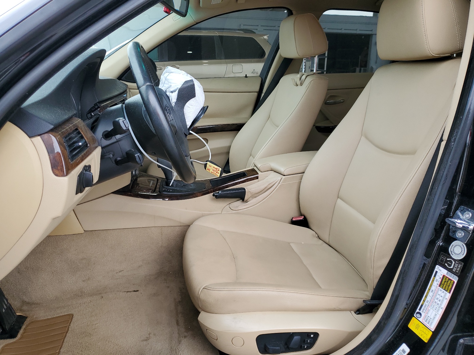 WBAVA33597KX70334 2007 BMW 328 I