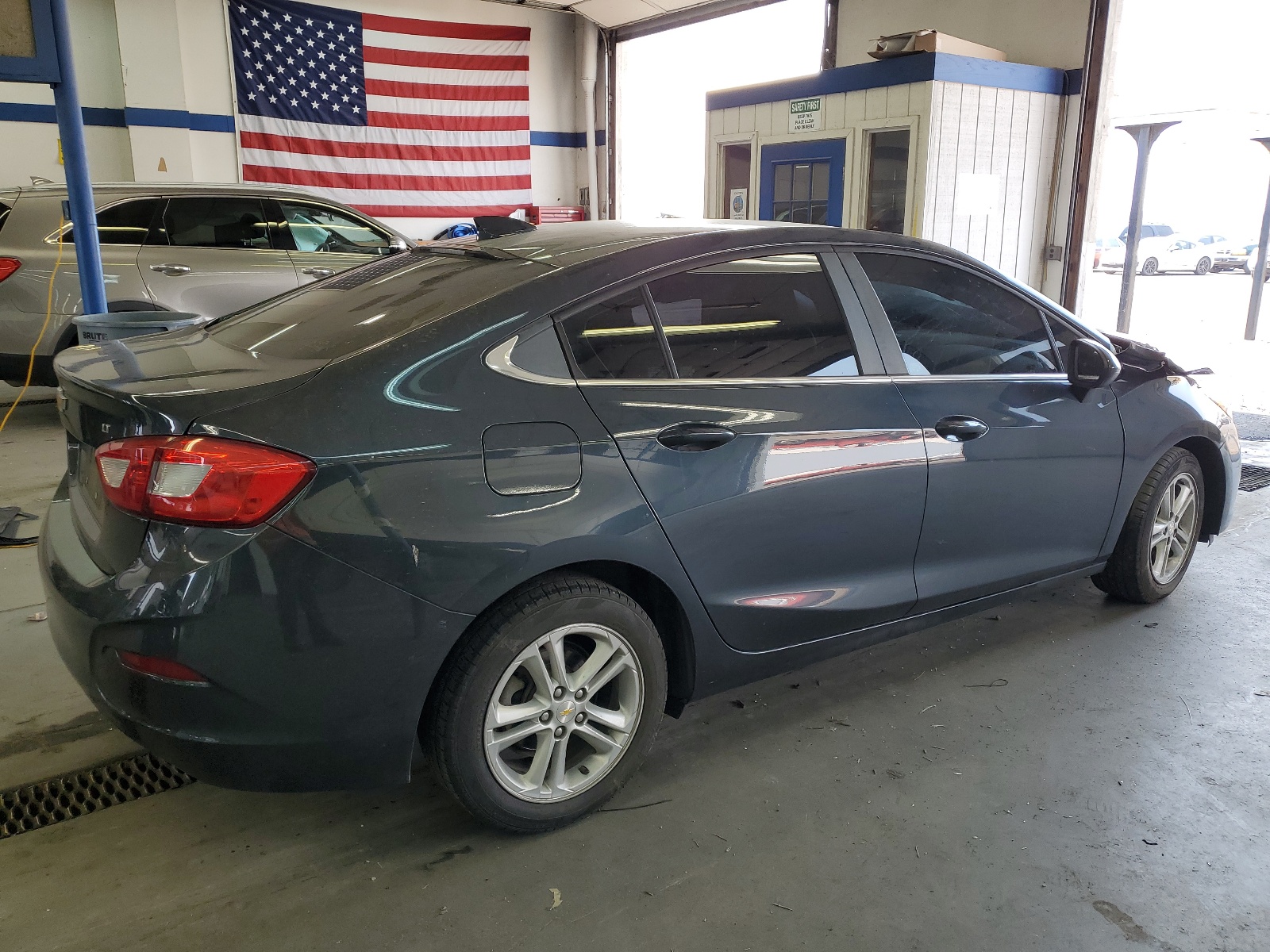 2018 Chevrolet Cruze Lt vin: 1G1BE5SM8J7110187