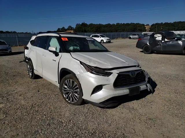 2021 Toyota Highlander Hybrid Platinum VIN: 5TDEBRCH1MS021853 Lot: 61712484