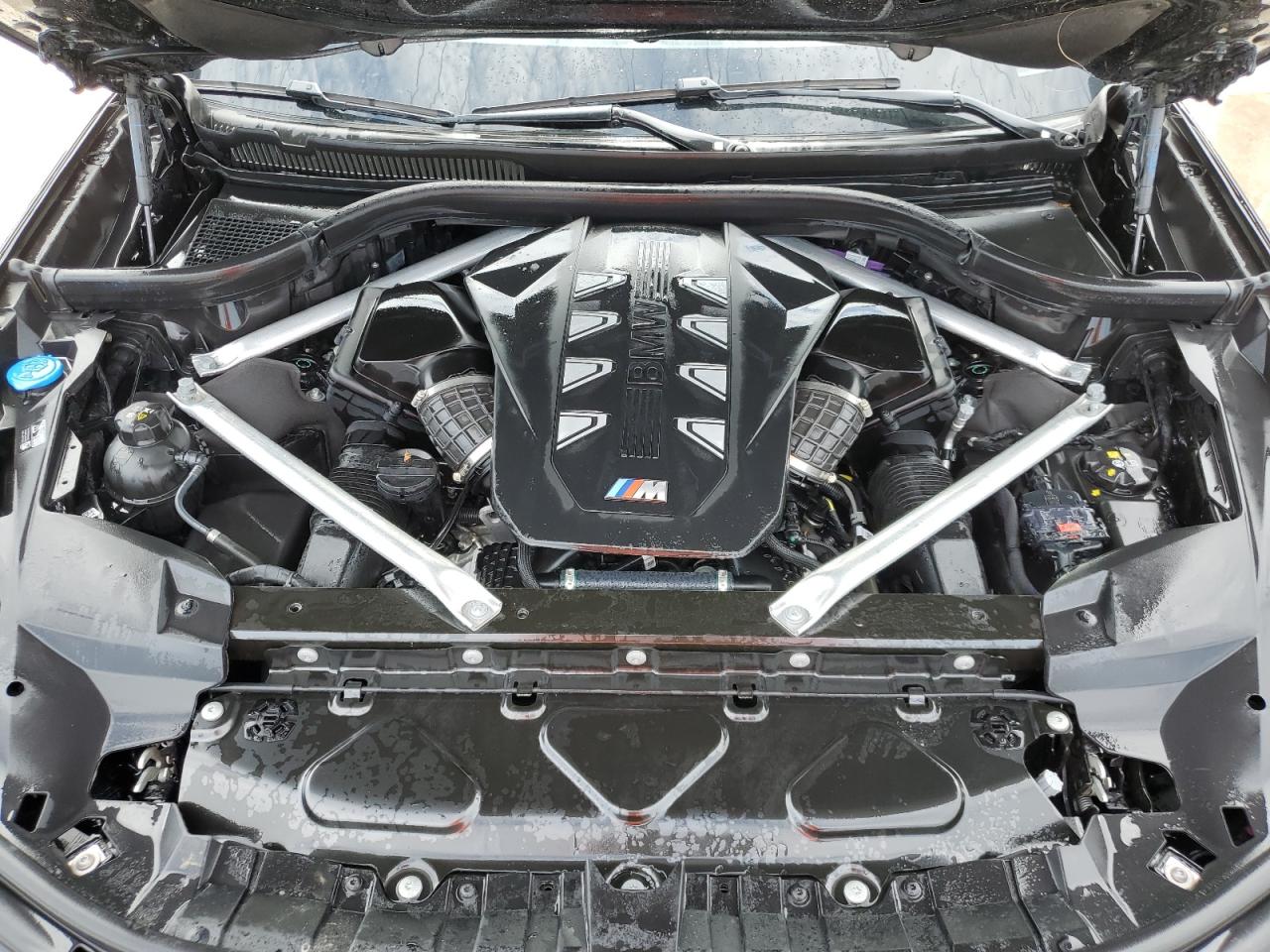 2023 BMW X7 - Image 12
