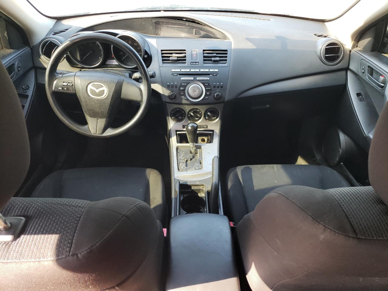 2011 Mazda 3 I VIN: JM1BL1UG7B1424950 Lot: 63523754