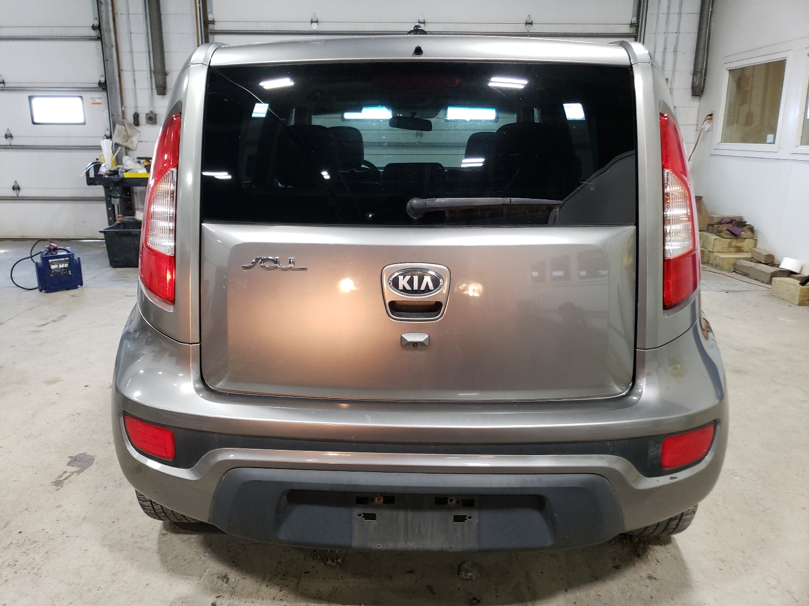 2013 Kia Soul + vin: KNDJT2A67D7596196