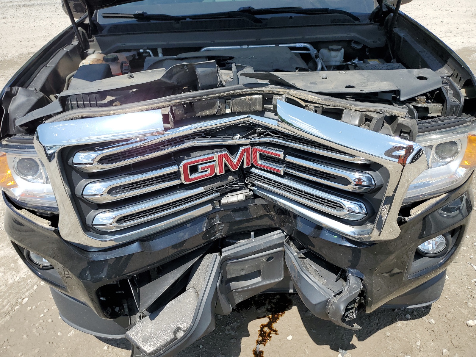 1GTG6CEN3J1105419 2018 GMC Canyon Sle