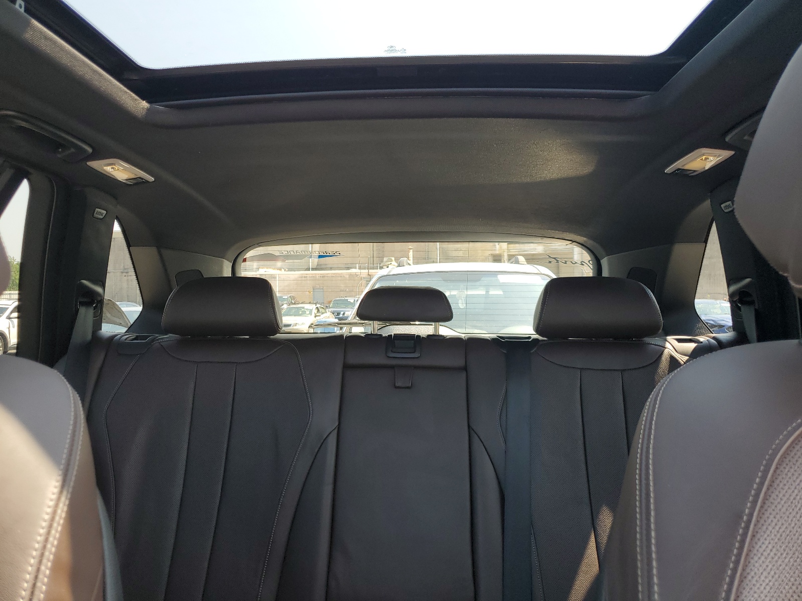 5UXKT0C3XH0V97562 2017 BMW X5 Xdr40E