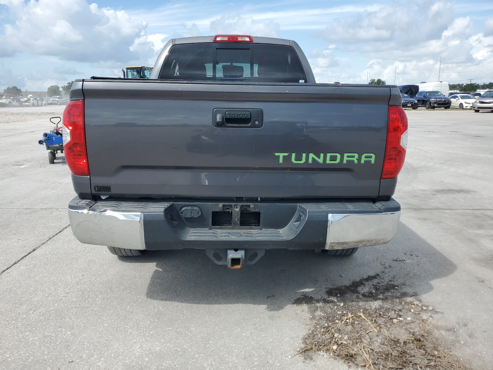 5TFRM5F11HX114620 2017 Toyota Tundra Double Cab Sr/Sr5