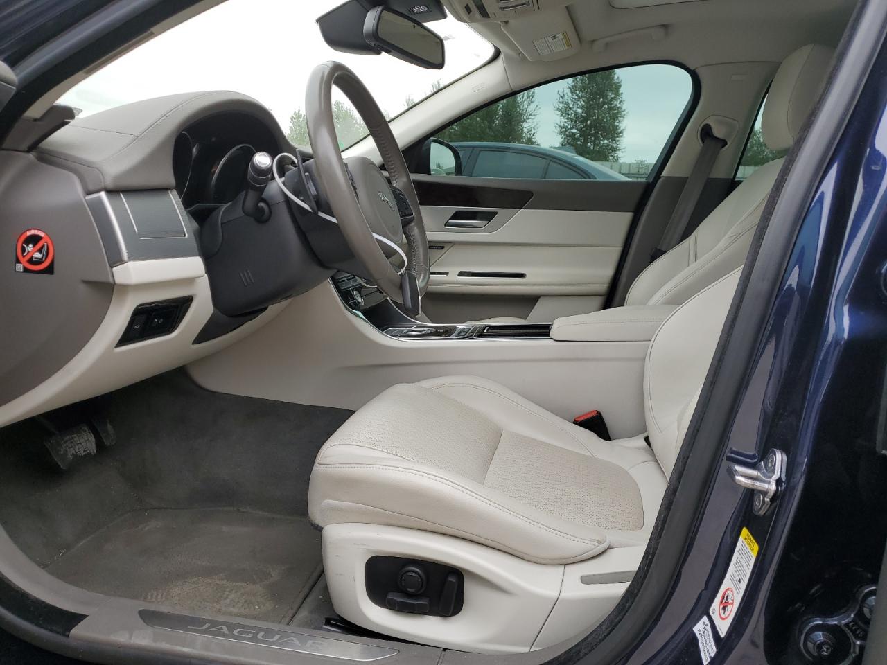 2016 Jaguar Xf Prestige VIN: SAJBK4BV1GCY16373 Lot: 64026024