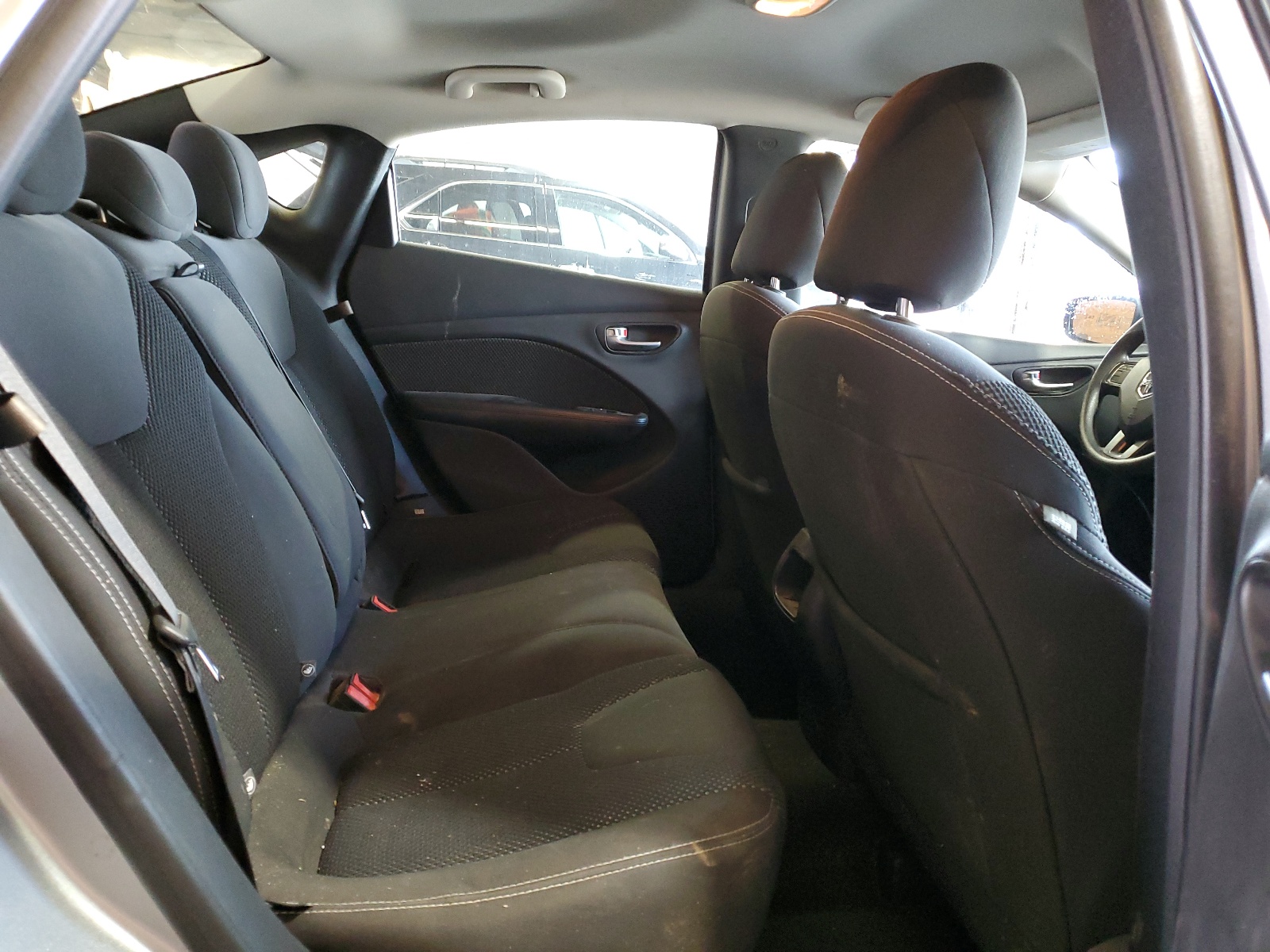 1C3CDFBB0FD420723 2015 Dodge Dart Sxt