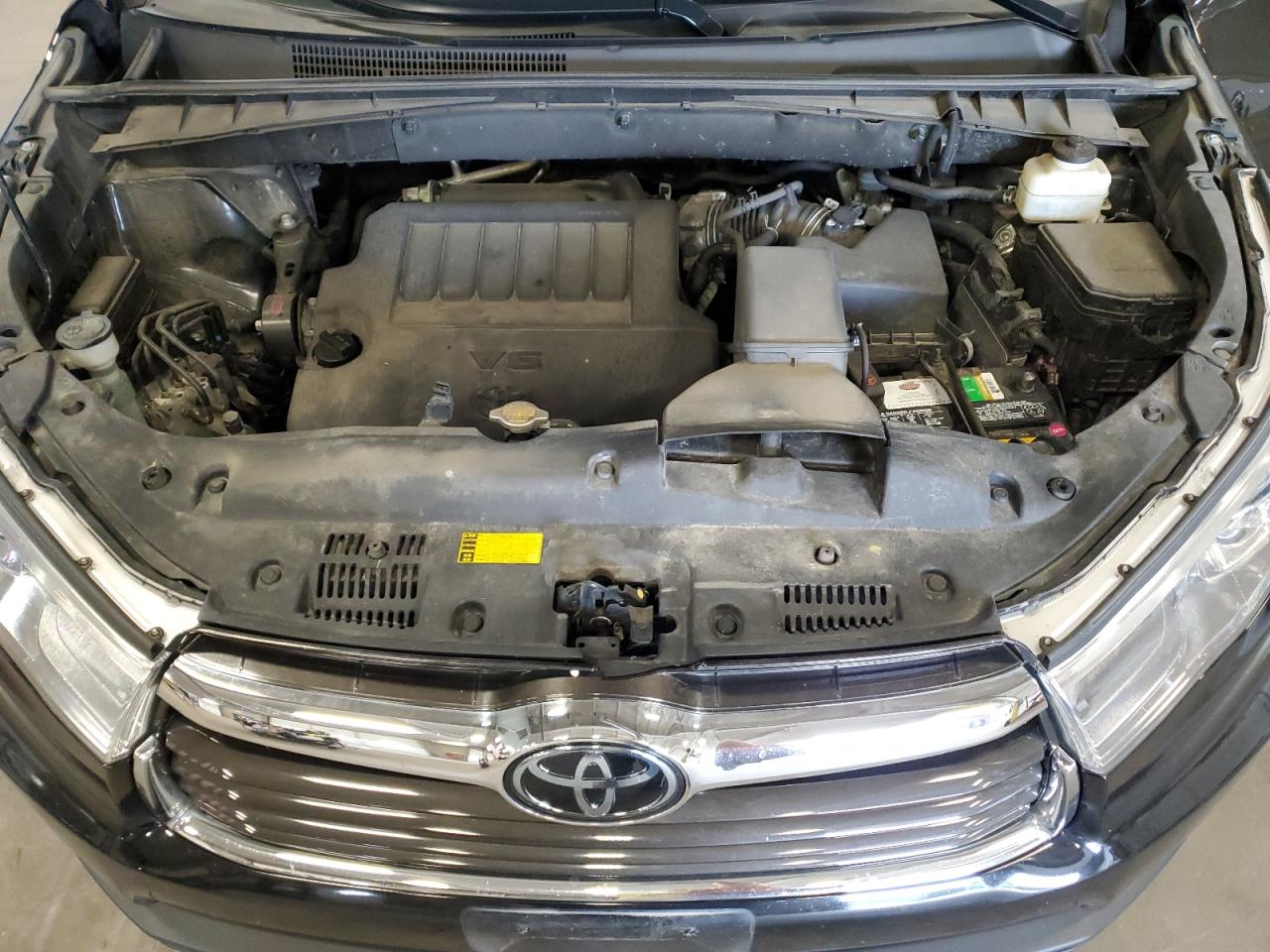 2015 Toyota Highlander Limited VIN: 5TDDKRFH4FS171904 Lot: 63704394