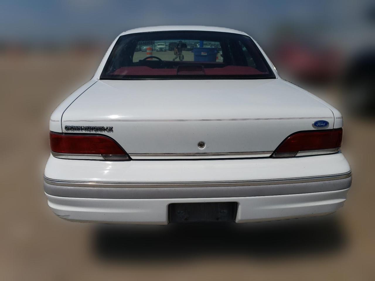 1992 Ford Crown Victoria Lx VIN: 2FACP74W9NX112262 Lot: 63034484