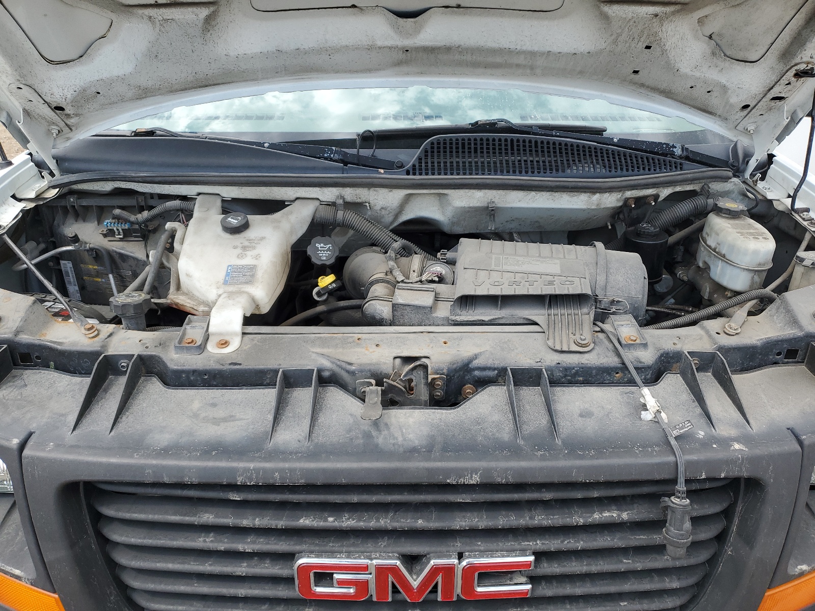 1GTZGFBG6A1125791 2010 GMC Savana G2500