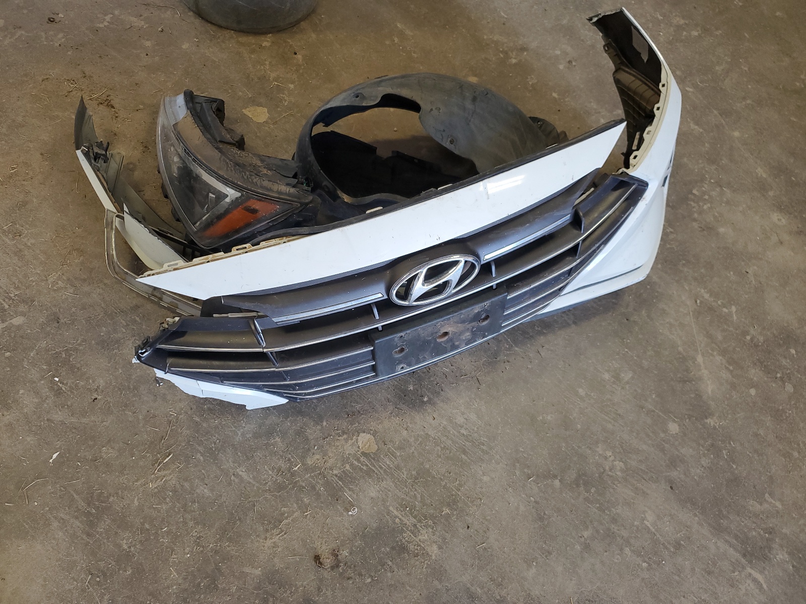 5NPD84LF6KH418165 2019 Hyundai Elantra Sel