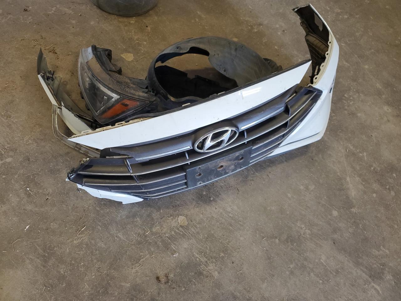 2019 Hyundai Elantra Sel VIN: 5NPD84LF6KH418165 Lot: 64445844