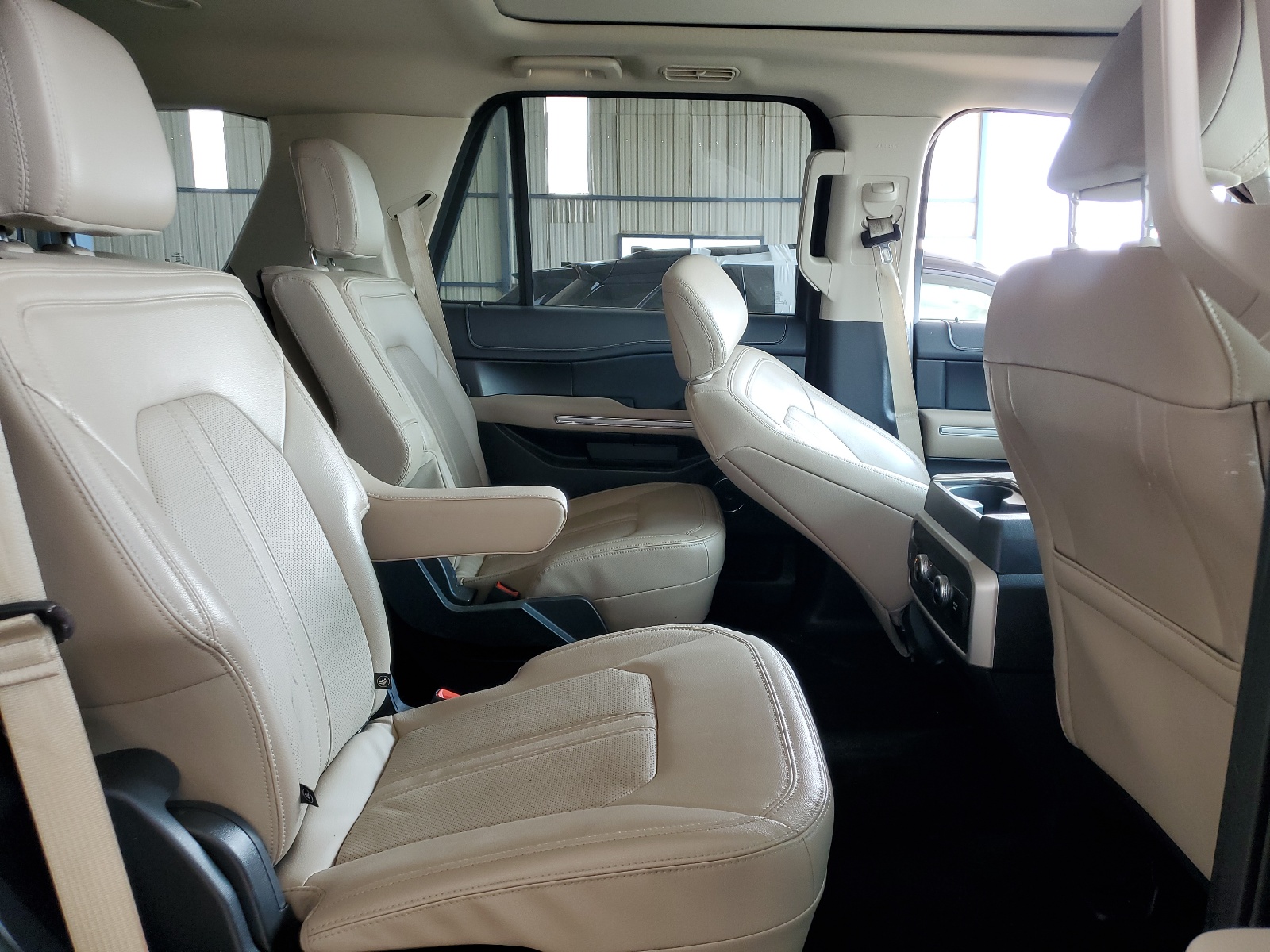 1FMJU2ATXNEA65103 2022 Ford Expedition Limited