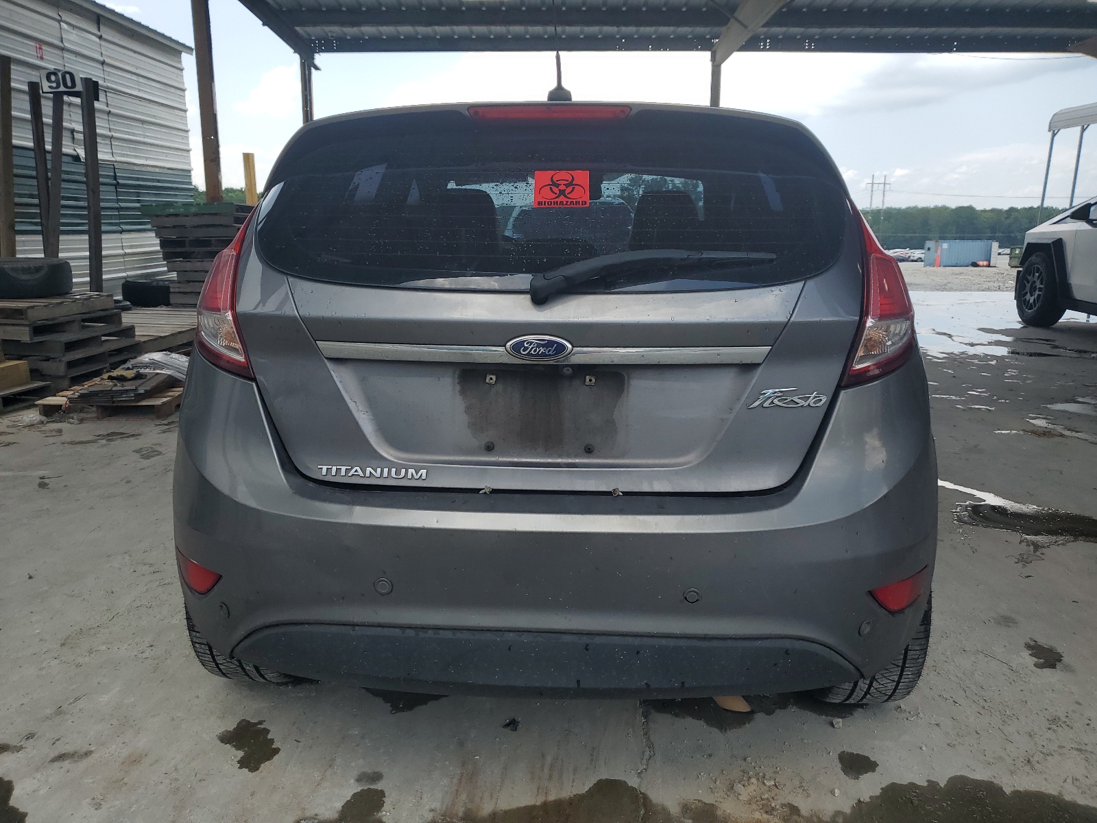 3FADP4FJ2EM232825 2014 Ford Fiesta Titanium