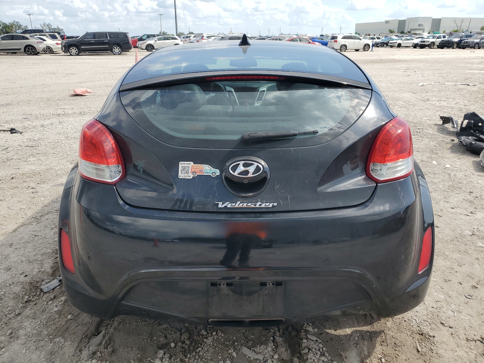 KMHTC6AD8FU227023 2015 Hyundai Veloster