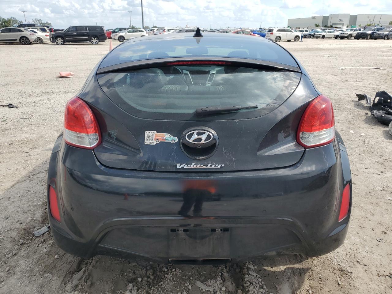 2015 Hyundai Veloster VIN: KMHTC6AD8FU227023 Lot: 61900714