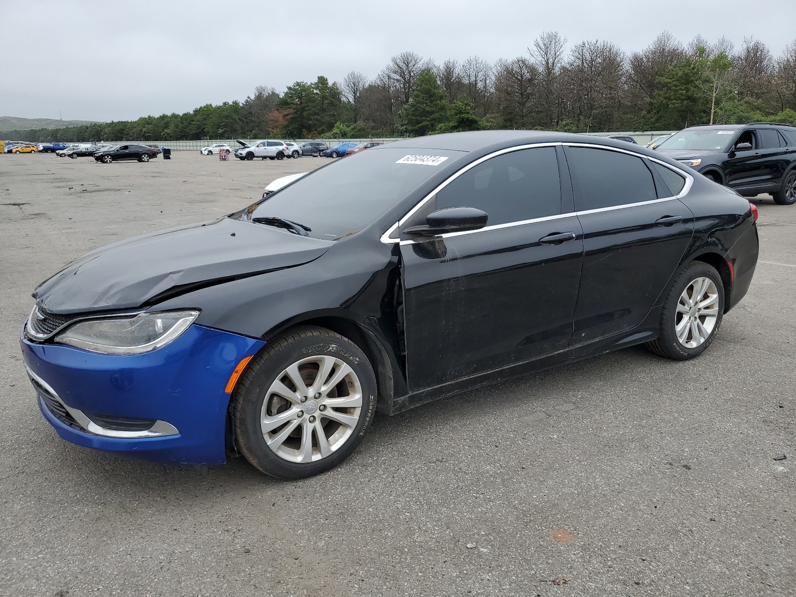 2015 Chrysler 200 Limited vin: 1C3CCCAB8FN718367