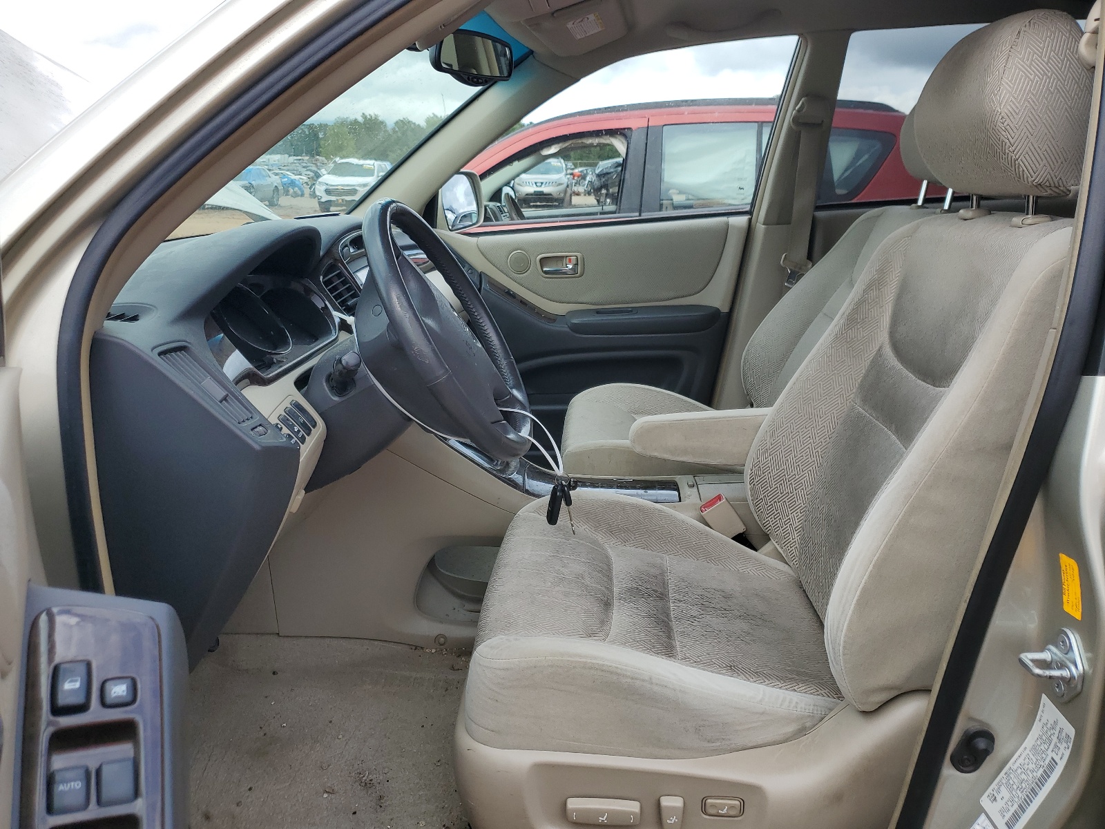 JTEGF21A030098365 2003 Toyota Highlander Limited