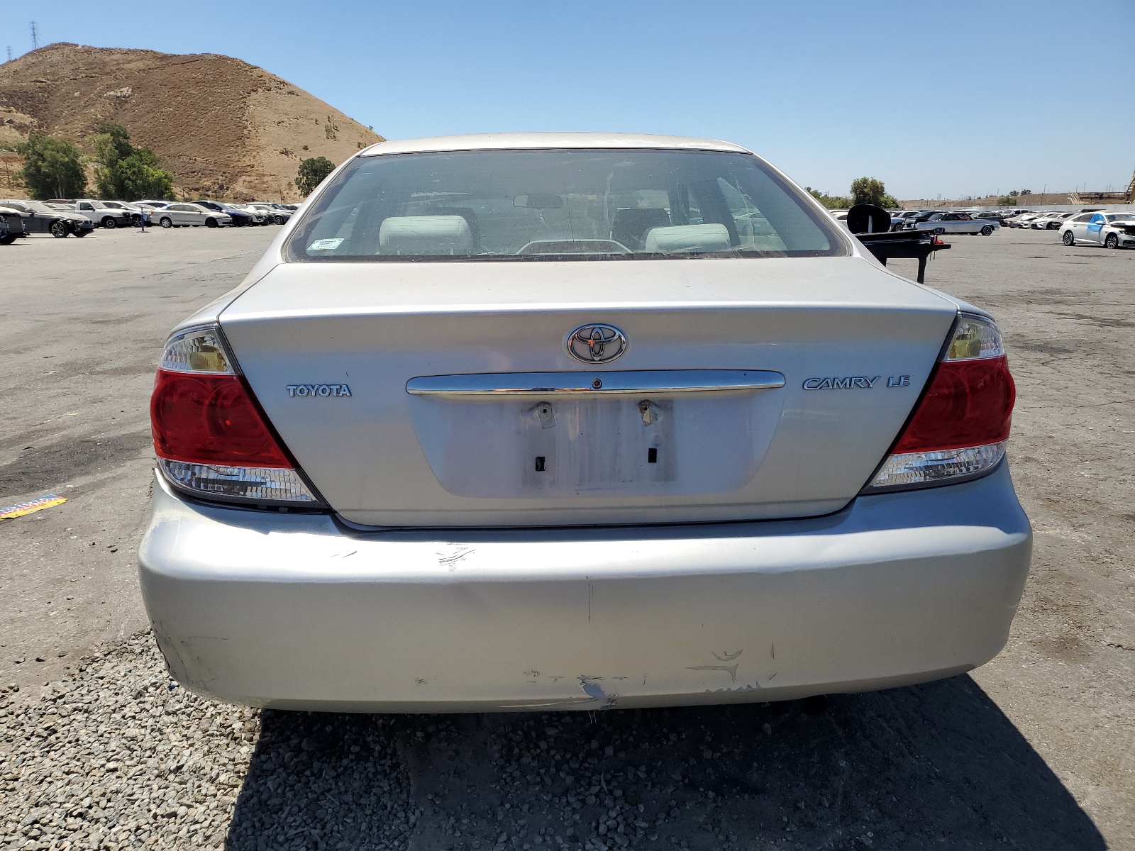 4T1BE32K55U392981 2005 Toyota Camry Le