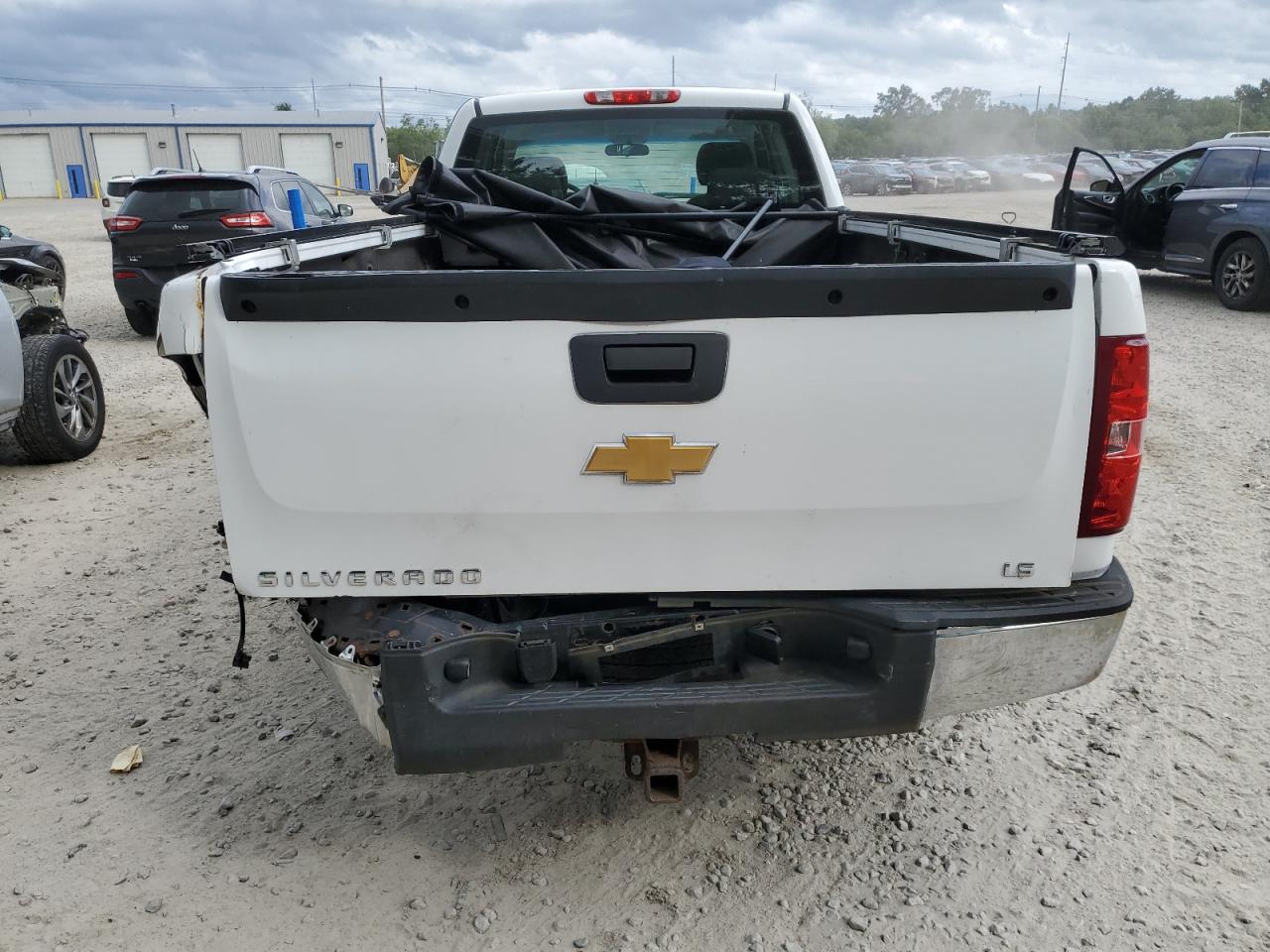 2013 Chevrolet Silverado K1500 VIN: 1GCRKPE04DZ185089 Lot: 64163264